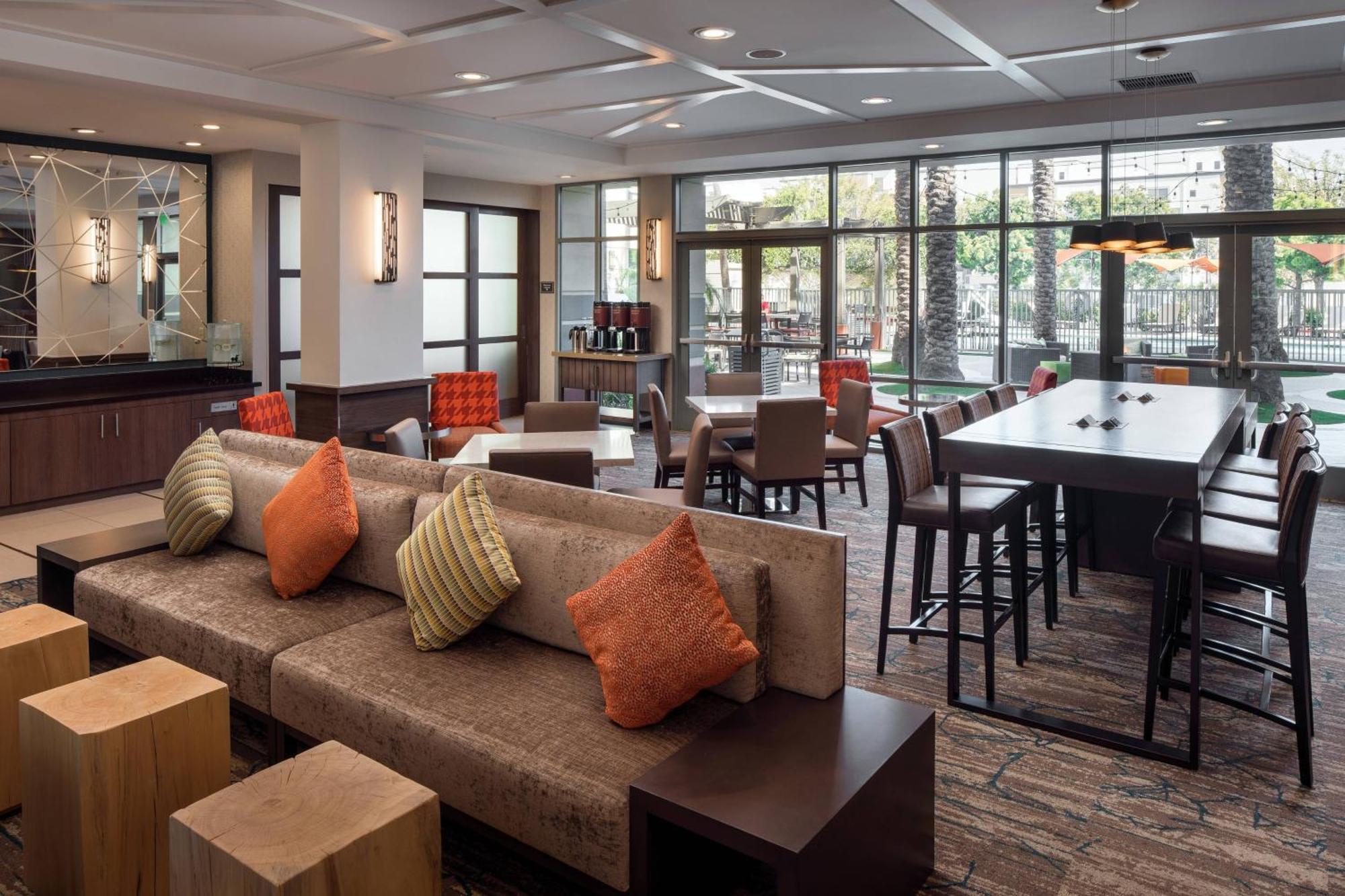 John Wayne Airport Orange County 3*