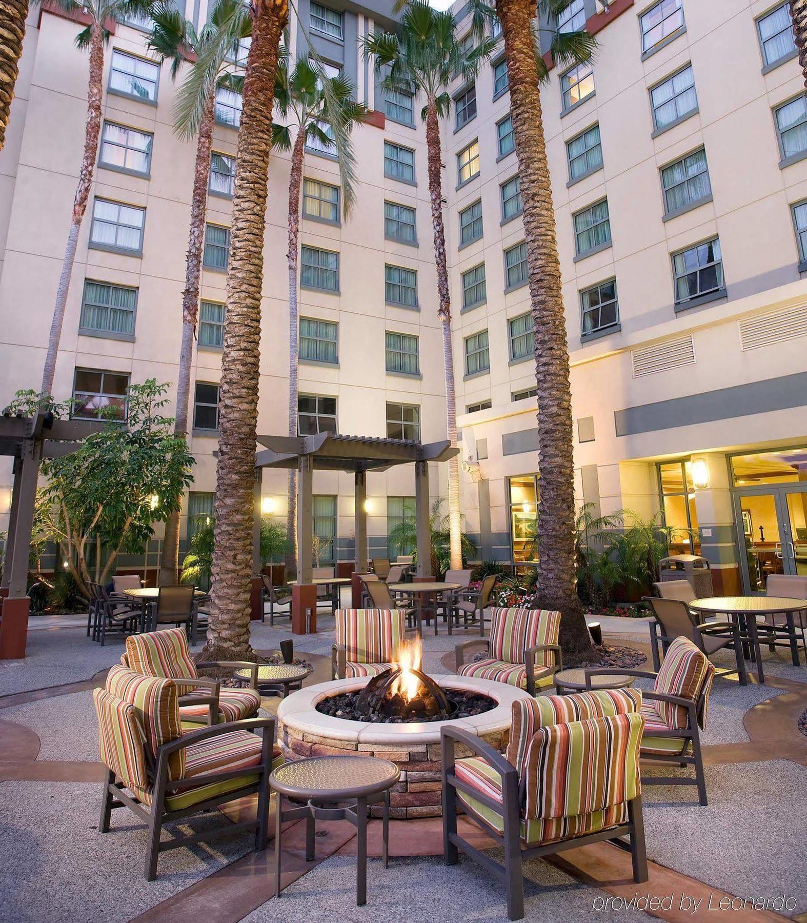 John Wayne Airport Orange County 3*